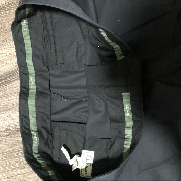 L.L. Bean Men's Natural Fit Chinos Khaki Trousers Size 40 - Picture 5 of 7